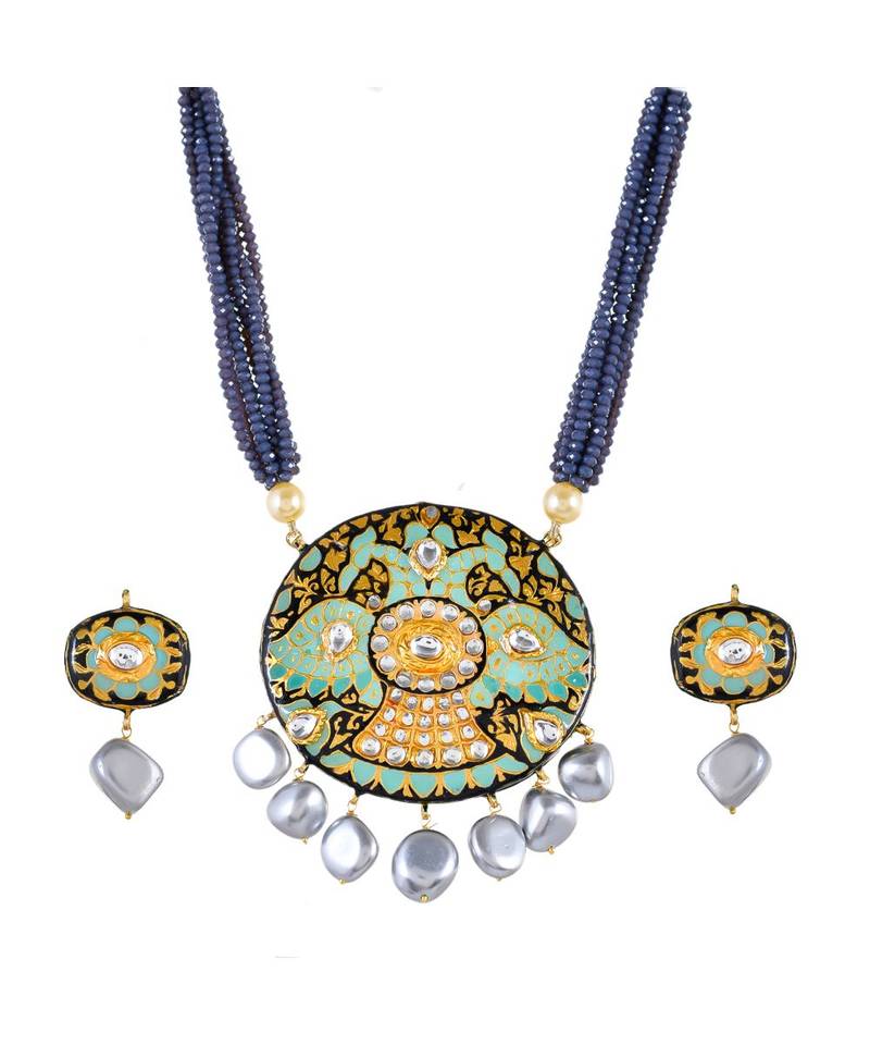 Ebony Black Necklace Set