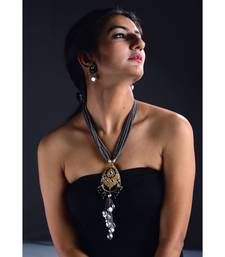 Fossil Grey Necklace Set