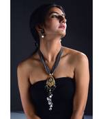 Fossil Grey Necklace Set