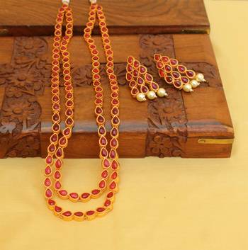 Red agate necklaces 2