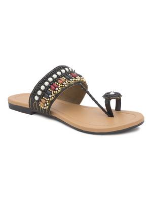women flat footwear  1