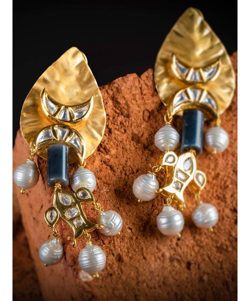Deluxe White And Gold Plated Textured Earrings