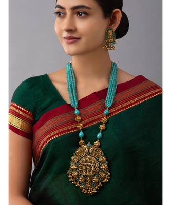 Brass Yellow Gold kundan Jewellery 1