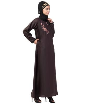 Nazneen side  embroidery contrast piping Abaya 4
