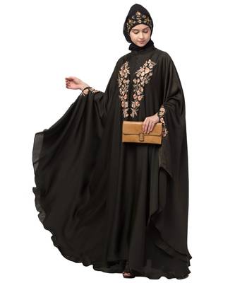 Nazneen Neck and Sleeve Embroidered Irani Kaftan 7