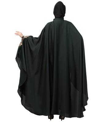 Nazneen Neck and Sleeve Embroidered Irani Kaftan 7