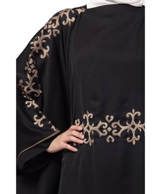 Nazneen waist and both sleeve resham embroidery Nida kaftan 7