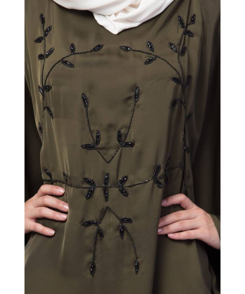 Nazneen contrast hand embroidered kaftan