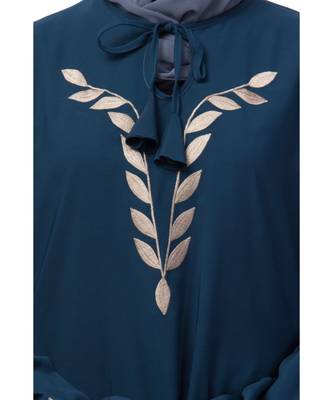 Nazneen Front and Sleeve Resham Embroidery Balloon Sleeve Abaya 5