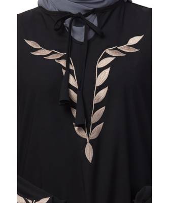 Nazneen Front and Sleeve Resham Embroidery Balloon Sleeve Abaya 5