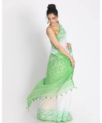 White Jecquard Jamdani Saree Without Blouse 2