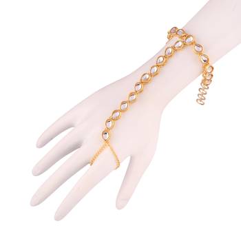 Traditional Gold Plated Kundan Hath Punja Adjustable Chain Bracelet with Ring for Women 2