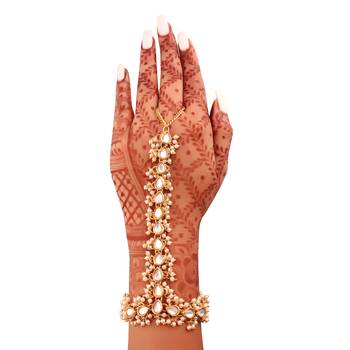 Traditional Embellish With Kundan & Pearl Adjustable Haath Phool/Panja Bracelet for Women 2