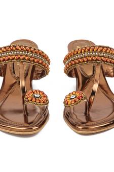 women flat footwear 
