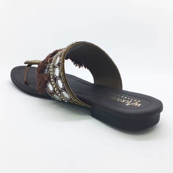 women flat footwear  4