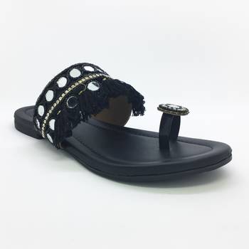women flat footwear  1