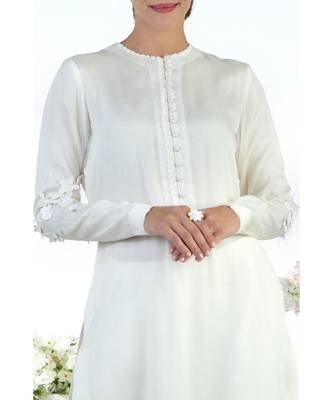 White 3D Floral Hand Embroidered Kurta with slit wide pants 2