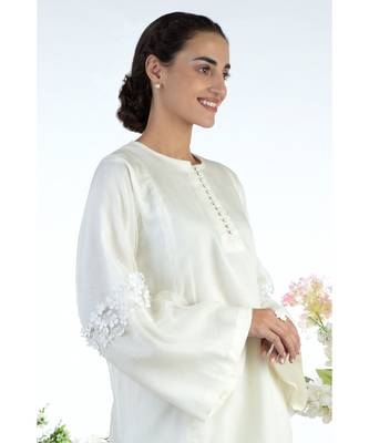 White  3D Floral Hand Embroidered Flared Kurta Set 3