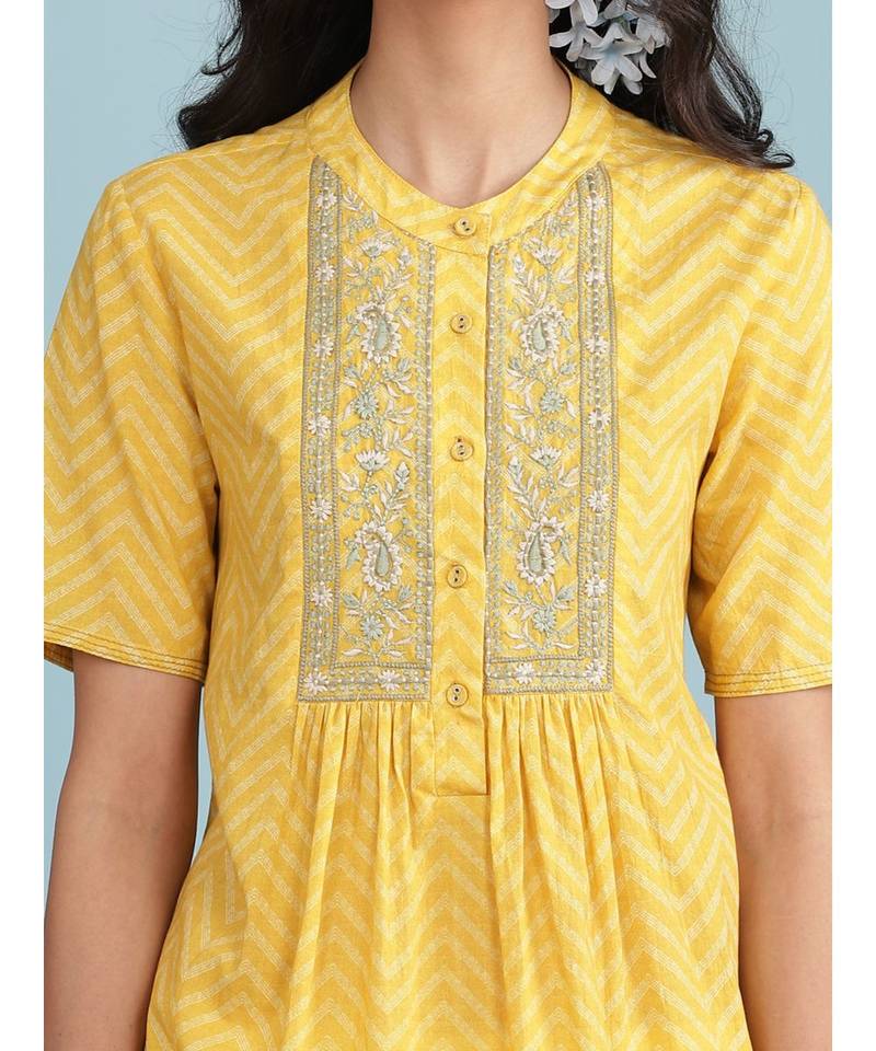 Band Collar Embroidered Palcket Short Sleeve Kurta With Pant