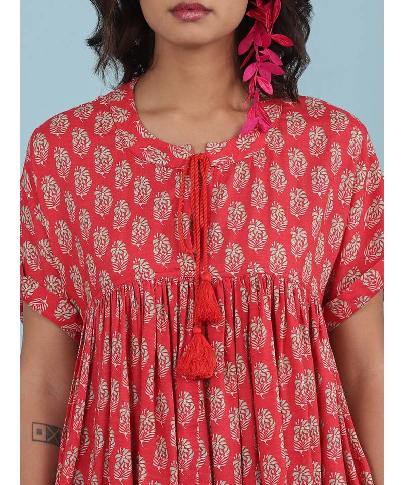 Short Sleeve Round_Neck Printed Top With Gathers At Waist