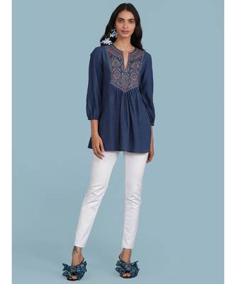 Embroidered Yoke Round_Neck 3/4Th Sleeve Kurti With Gathers At Yoke 1