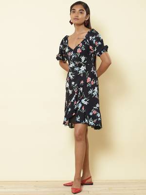 Sweetheart Neck Half Sleeves Printed Short Top 2
