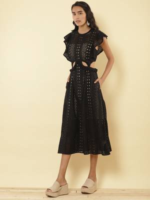 Round Neck Sleeveless Solid Long Dress 3