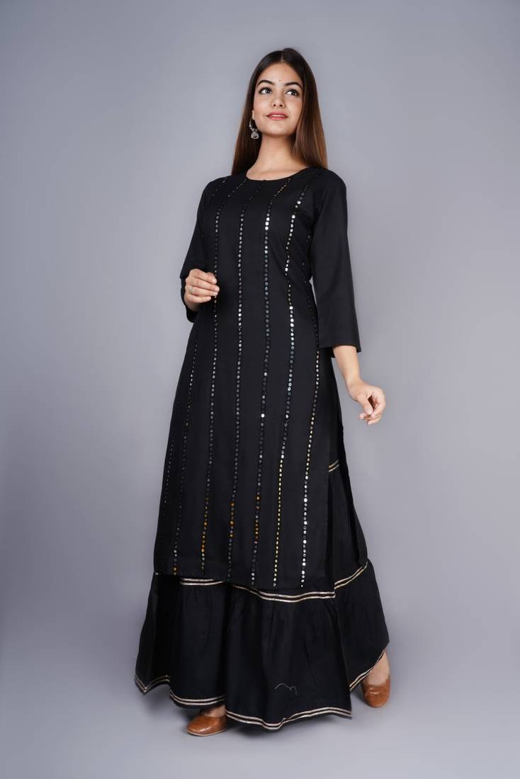 PeerShah Women Kurta and Sharara