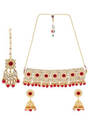 Wedding wear Kundan Beaded Collar Necklace Set with Mang tikka 1
