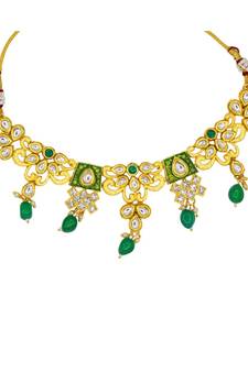 Kundan Beaded Gold toned Chocker Necklace Set for Women & Girls