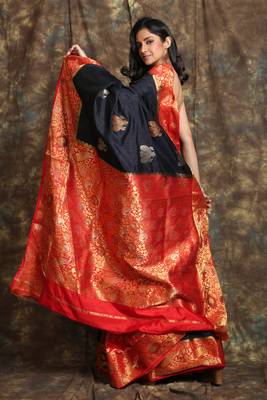 Black and red Manipuri silk saree 3