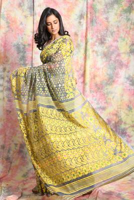 Grey jamdani saree with all over work 2