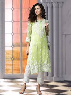 Women'S Hand Embroidered Straight Green Georgette Lucknow Chikankari Kurta With Slip 1