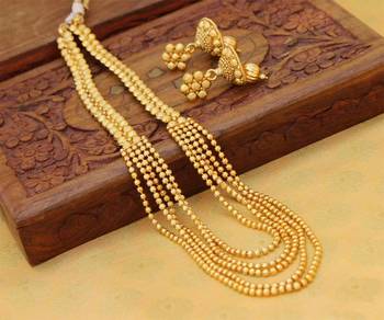 Gold agate necklaces 1
