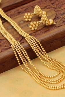 Gold agate necklaces
