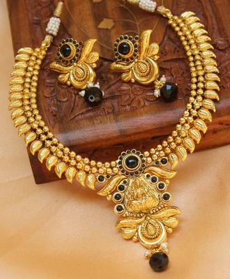Black agate necklaces 1
