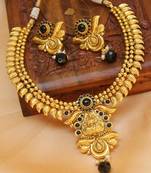 Black agate necklaces