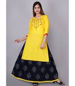 PeerShah Women Kurta and Skirt