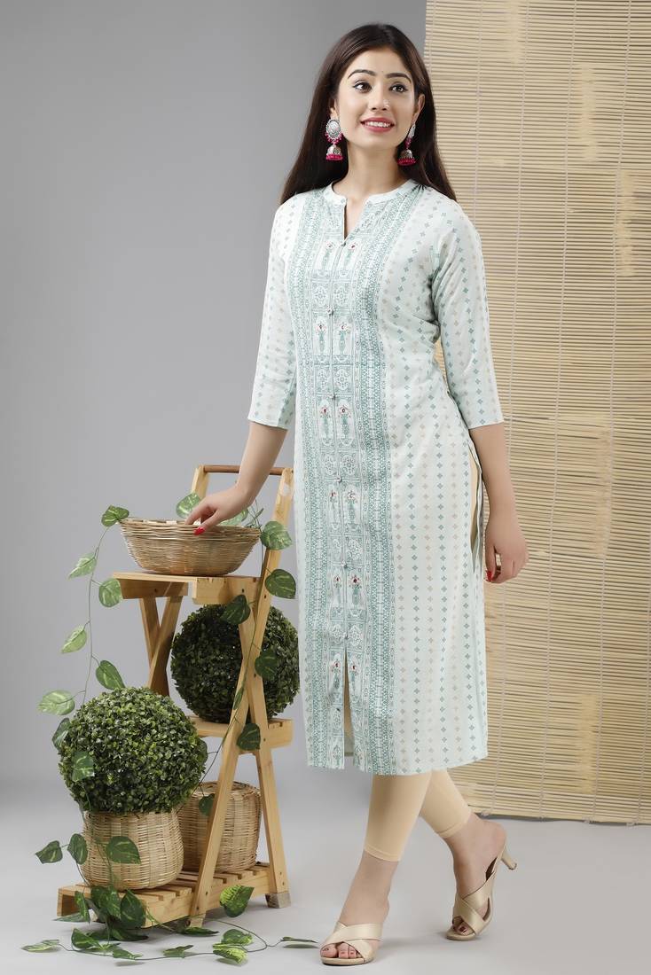 Women Printed Mirror Worked Rayon Slub Straight Kurta
