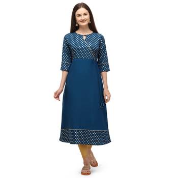 Women Printed Poly Crepe Straight Kurta  (Blue) 1