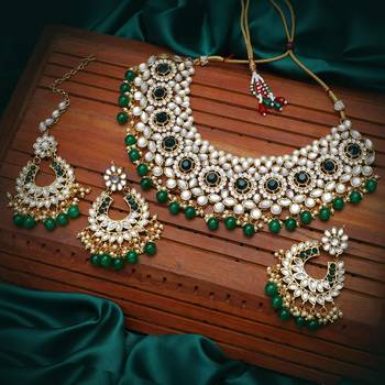 Gold diamond necklace-sets 1