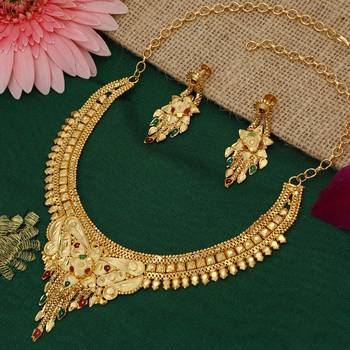 Gold necklace-sets 1