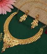 Gold necklace-sets