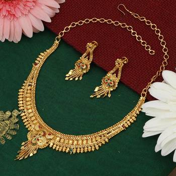 Gold necklace-sets 1