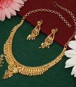 Gold necklace-sets