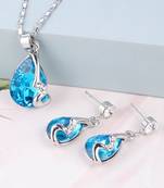 Blue crystal pendants