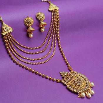 Gold pearl necklace sets 1