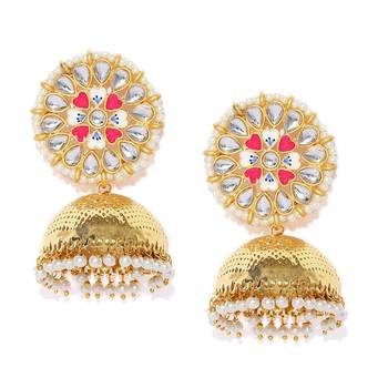 Pink pearl earrings 1