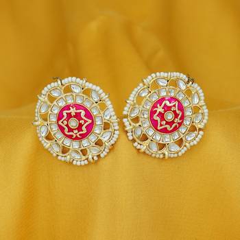 Pink pearl earrings 3