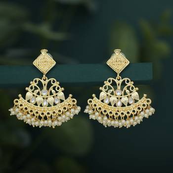 Gold  pearl earrings 1